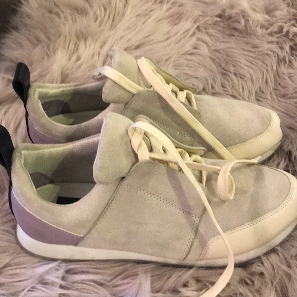 Dolce vita cream suede sneakers size 7
